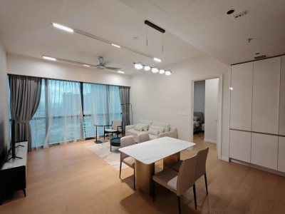 TRX Residences @ TRX, Tun Razak Exchange, KL-7 mins to TRX mall, level 25, Brand new unit, Open for Reservation Now