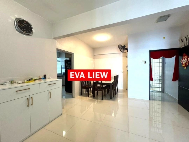 Putra Place Bayan Lepas 3 Car Park New Renovation & Furnished