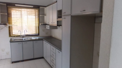 Mutiara Court Block 37