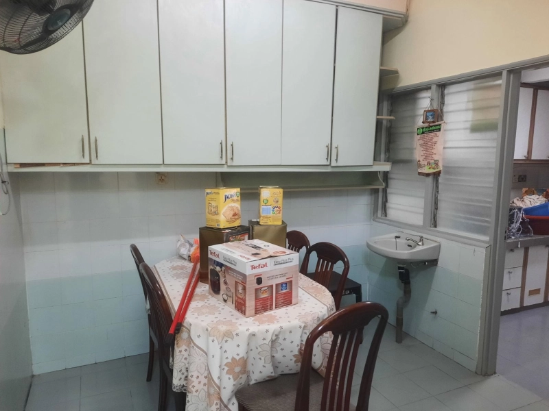 USJ 12 Double Storey House Intermediate 20 x 60 Subang Jaya