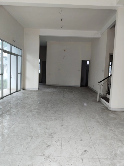 3 STOREY SEMI-D ARECA RESIDENCE KEPONG, Actual, Near MRT, Gated & Guard, Low Deposit
