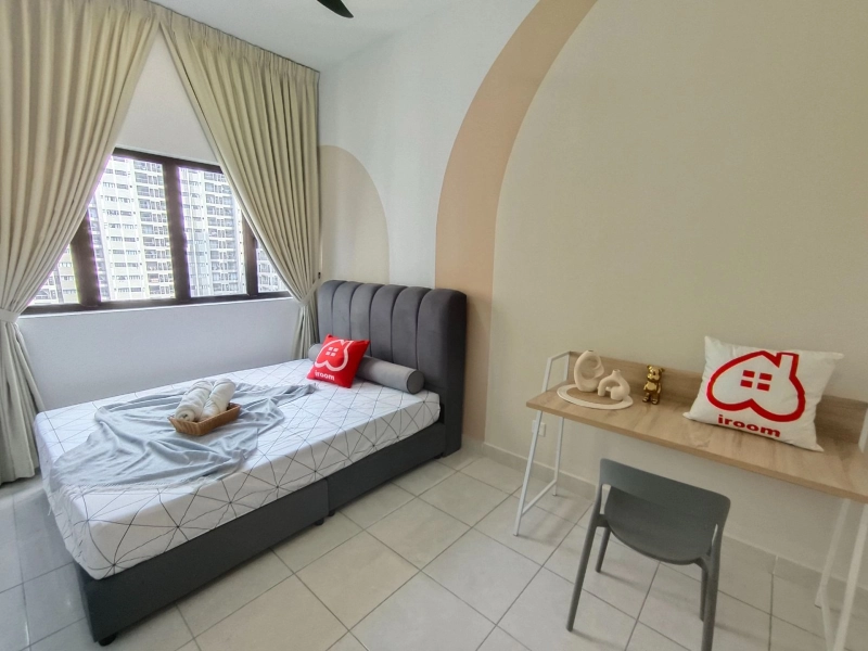 2r2b Whole unit for rent at Youth City Residence @ Nilai