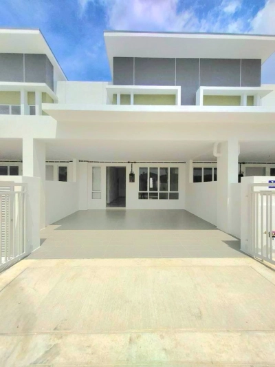 Nusari Aman 3, Double Storey Terrace House Bandar Sri Sendayan, Negeri Sembilan