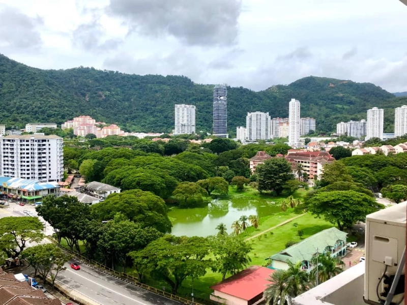 University Heights Sungai Dua Gelugor 1 car park 800sf Good conditions