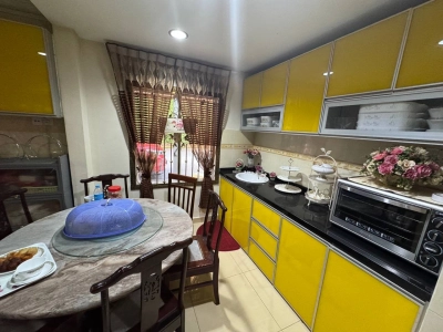 WANGSA MAJU SEKSYEN 5 CORNER