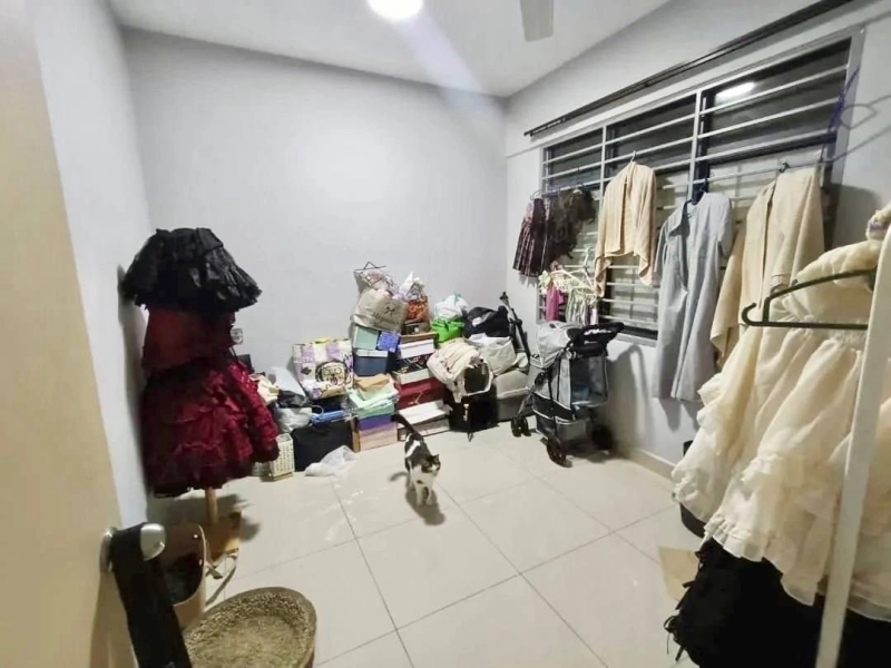 ARC @ Austin Hills 2-Bed Freehold UARC Austin Hills 🔥 全Austin唯一一间可以做到0头期的现成公寓 😍 走路下来就有 Pasar Pagi 还可以避开主要塞车路段 5分钟直接抵达Austin 南阳街 & Austin Height 💫  For Sale  📍ARC @ Austin Hill , Taman Daya , Jalan Sagu , Block B Low Floor nit – Below Bank Value RM300K