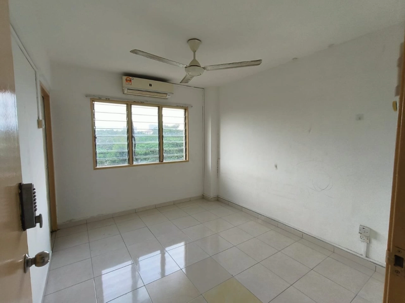 PANGSAPURI SEROJA Kepong, Actual, END LOT, Near MRT, 100%Full Loan, Low Deposit