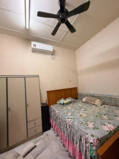 Cash Out Skudai Taman Teratai Single Storey Terrace House Corner 3Rooms 3Baths Fully Renovated & Extended Unit For Sale