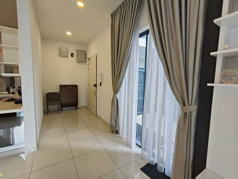 Mirage Residence @ KLCC -Near MRT, Level 19 with garden, Ready unit, Open for Reservation Now