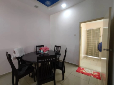 Skudai Sri Pulai Perdana 2 2Storey Terrace House 4Rooms 3Baths 22x70 Unit For Sale