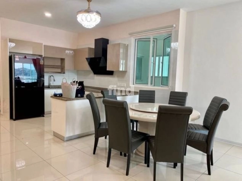 🌿Condo with Private Lift @ The Clovers, Sungai Ara