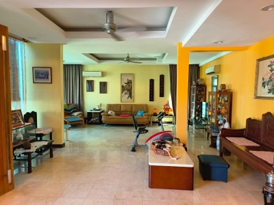 2 Storey BUNGALOW BANGSAR PARK, Actual, Freehold, RENOVATED, Low Deposit