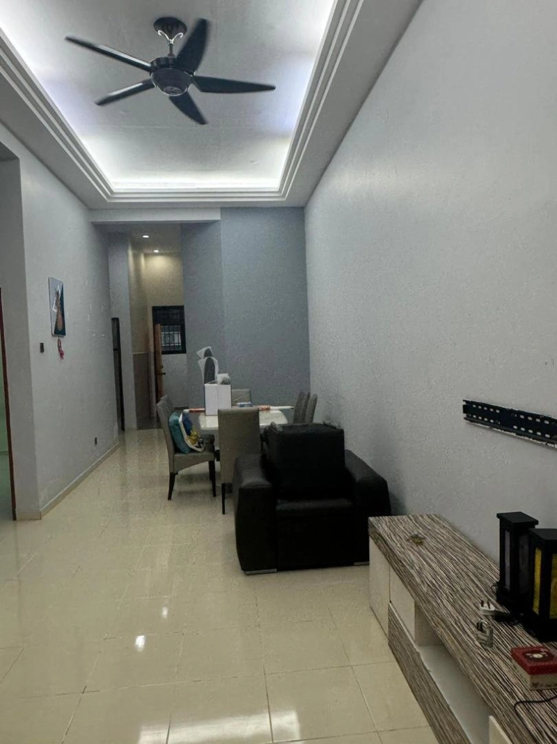 Kota Puteri Taman Cahaya 1Storey House 3Rooms 2Baths For Rent