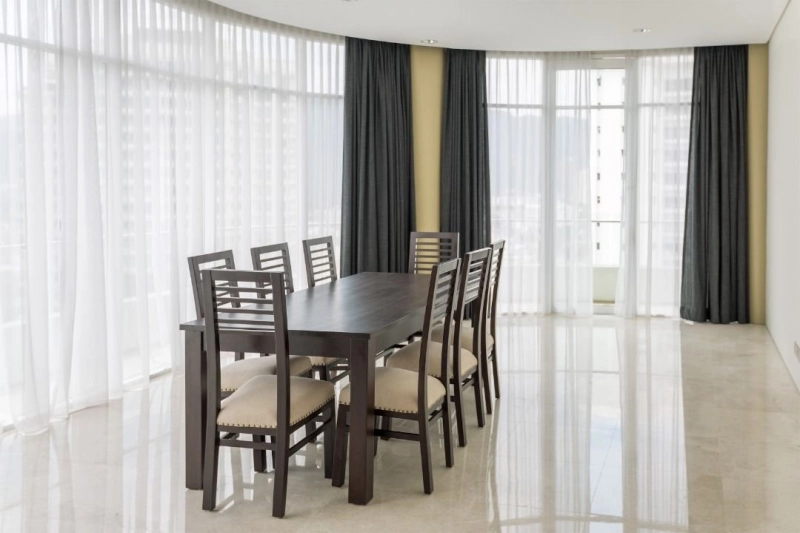 8 Gurney The Shore Condominium Furnished & Renovated 5800sf