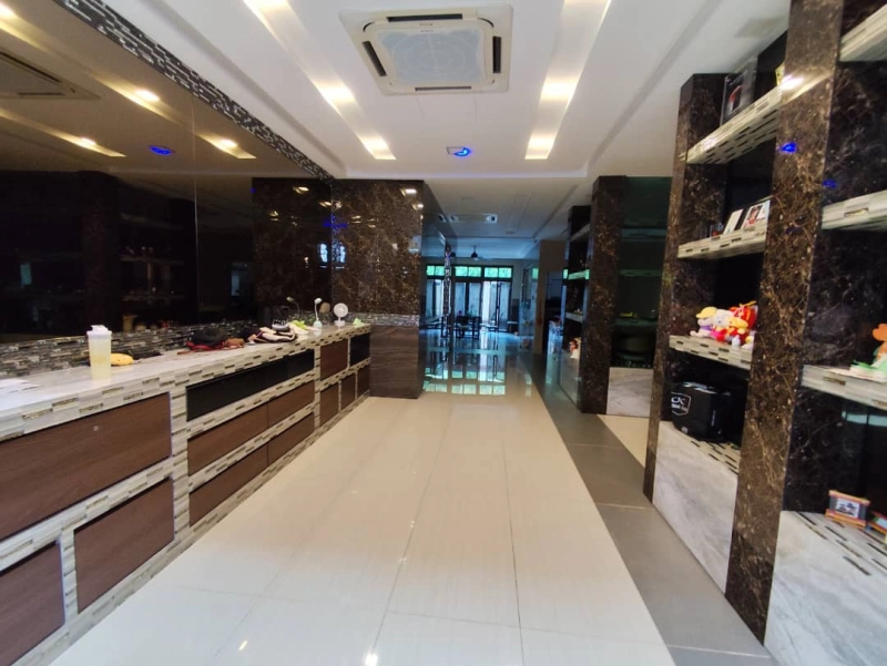 BANDAR KINRARA 9, BUKIT JALIL, SRI PETALING, STYLISH BUNGALOW HOUSE