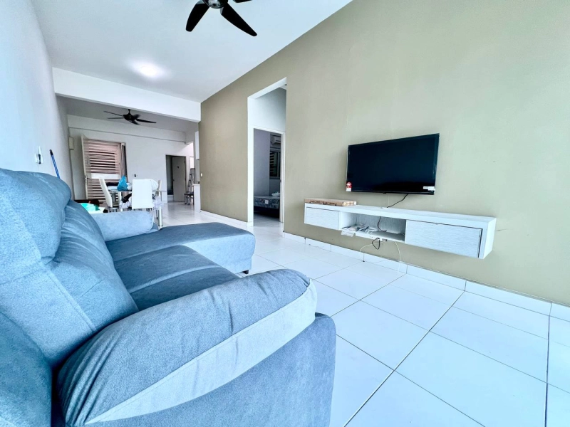 Elit Heights Bayan Baru 1100sf Furnished & Renovated