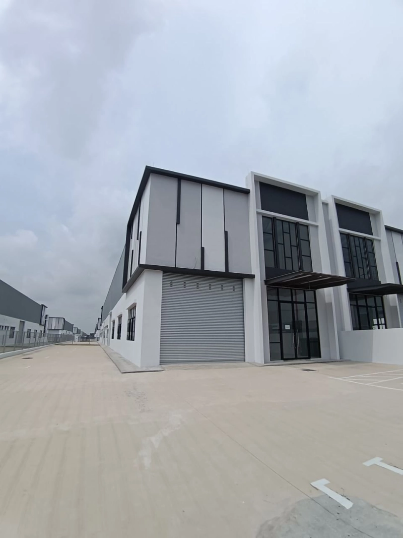 Kempas Single Storey Cluster Factory