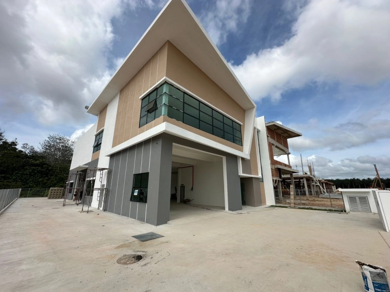 Senai Idaman 2Storey Semi D Factory Corner Lot For Sale