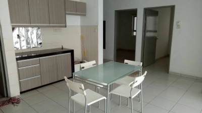 suria jelatek furnish condo
