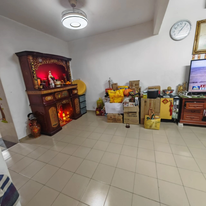 2 STOREY TAMAN SELAYANG JAYA, Actual, Freehold, Fully RENO, L/Deposit