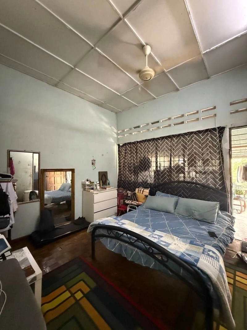 TAMAN CHANGKAT DESA BATU CAVES GOMBAK NEAR TAMAN ROWTHER DOUBLE STOREY HOUSE FOR SALE FREEHOLD