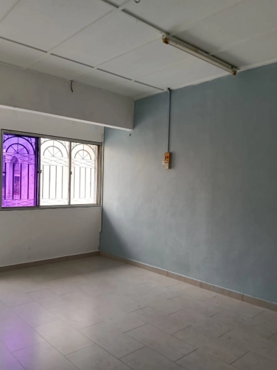 2 Storey TAMAN SRI GOMBAK FASA 9, Actual, Freehold, RENO, Low Deposit