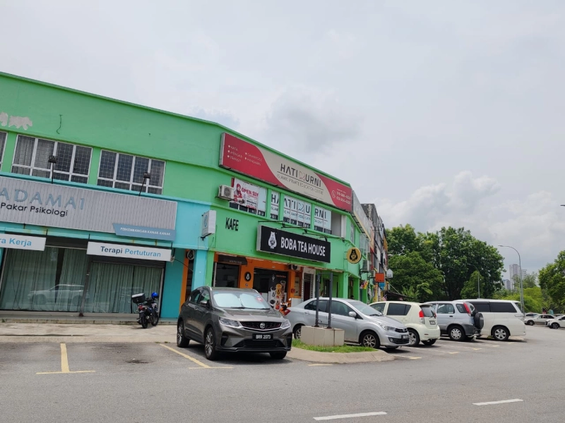 Shah Alam Seksyen 7 kedai 2 tingkat khas untuk Pembeli Bumiputra sahaja.