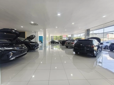 30K SQ FT COMMERCIAL CAR SHOWROOM PETALING JAYA FOR RENT
