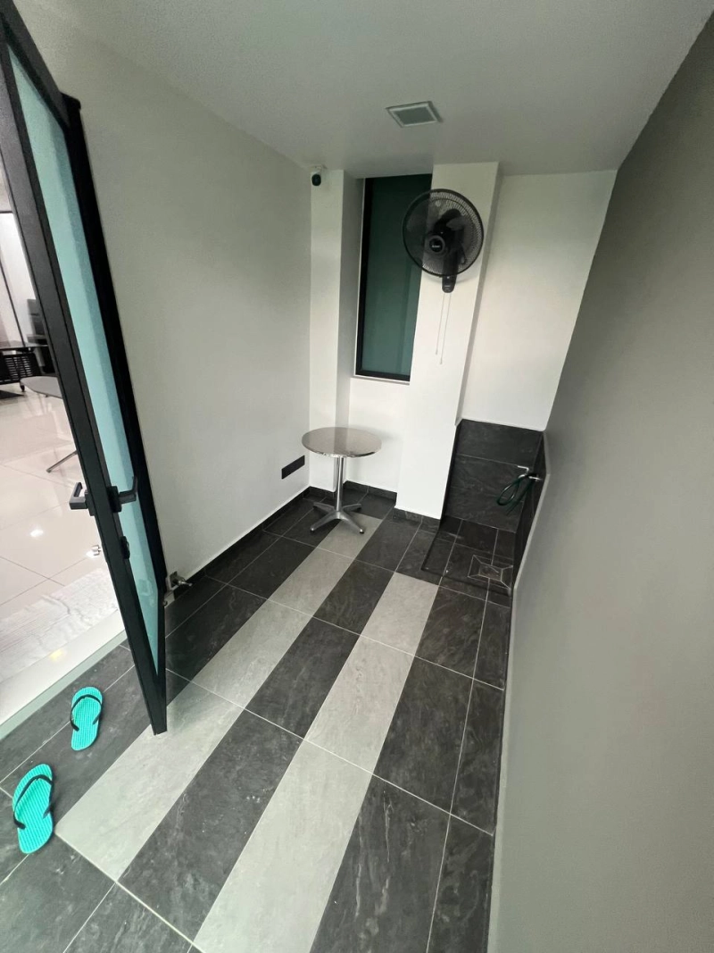 Nusa Idaman 2 Storey Semi D 40x80 Full Renovated For Sale