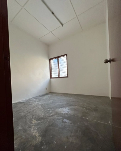 USJ12 Double Storey Intermediate 20 x 60 Basic Subang Jaya