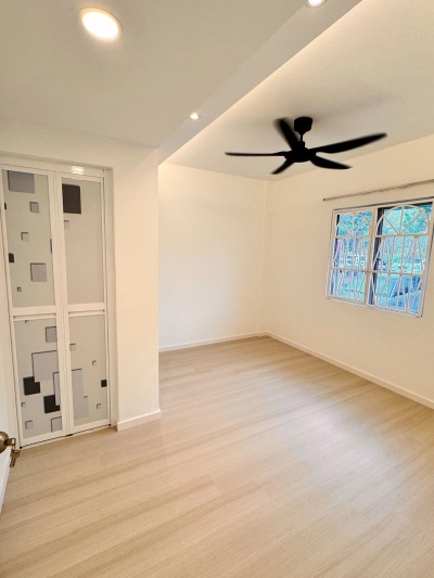 IMPIAN APARTMENT Damansara Damai, Actual, G FLOOR, Fully Reno, 100%LOAN