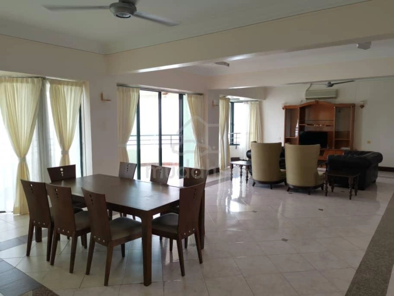 Silverton Condominium