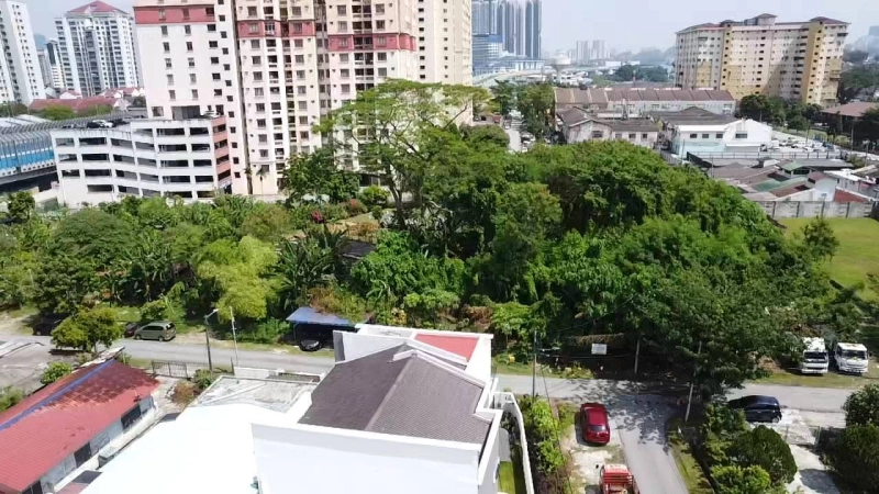 KAMPUNG MELAYU AMPANG BANGLO LOT