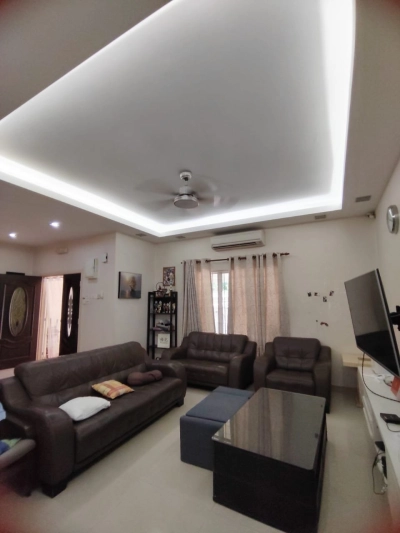 2.5 Storey SEMI-D TAMAN SRI CHERAS, Actual, Renovated, GATED & GUARDED, Low Deposit