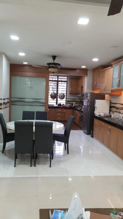 2.5 Storey SEMI-D ASCOT HILL RESIDENCE Sungai Buloh, Actual, Renovated, Low Deposit