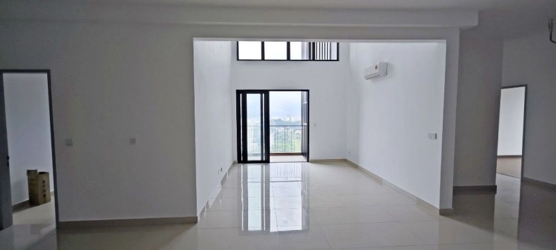 DAMANSARA SERESTA CONDO, Actual, Freehold, CORNER LOT, Low Deposit