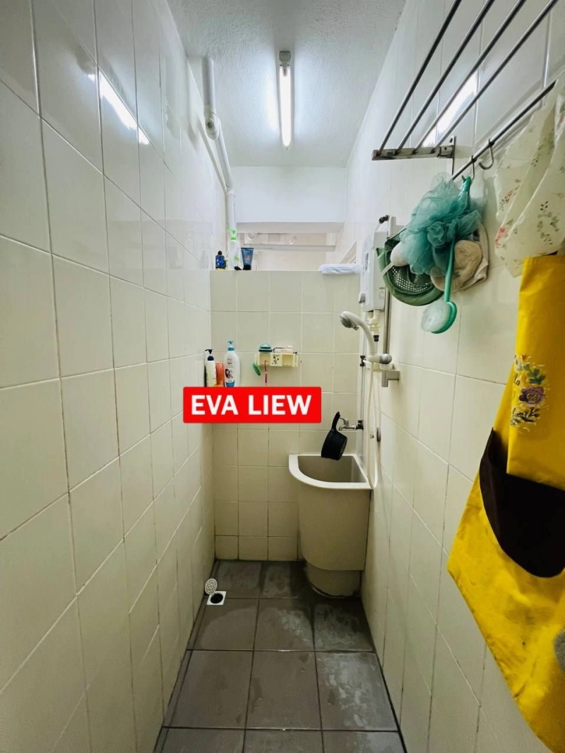 Zan Ara Apartment Sungai Ara Good conditions view to offer