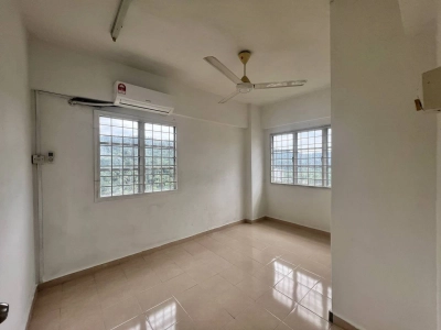 SPRING VILLE APARTMENT UKAY PERDANA