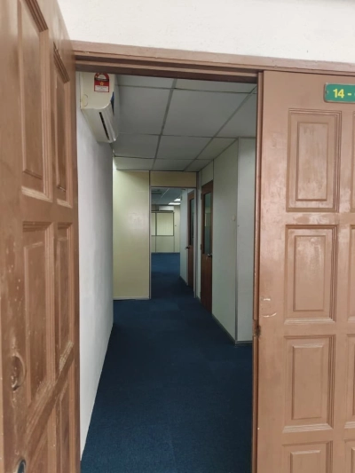 | WORLDWIDE  BUSINESS PARK SEKSYEN 13 | OFFICE LOT