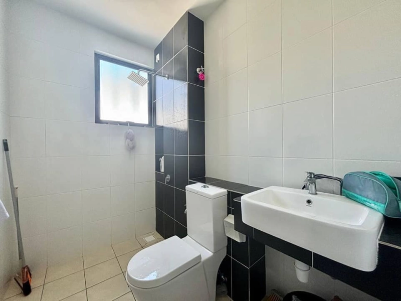 Silverscape Luxury Residences For Rent