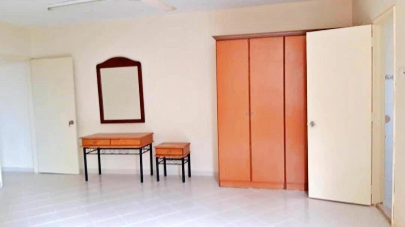 VENICE HILL CONDO CHERAS