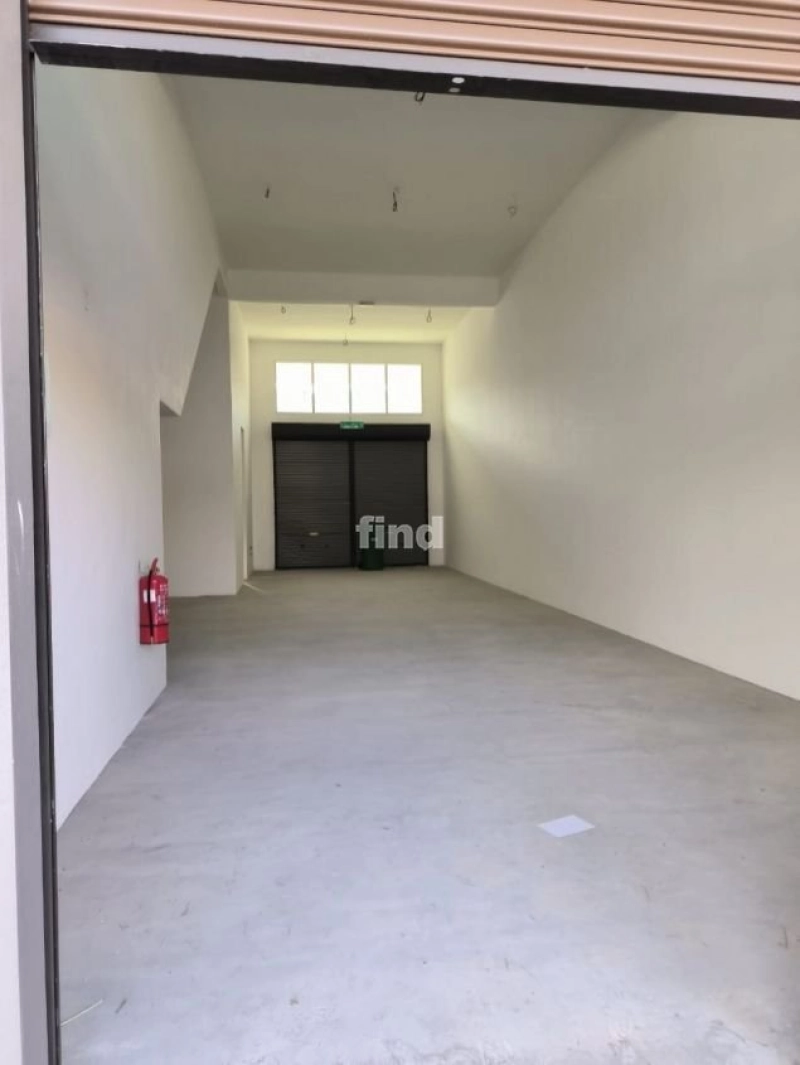 🏢 Ground Floor Shop @ Juru One City