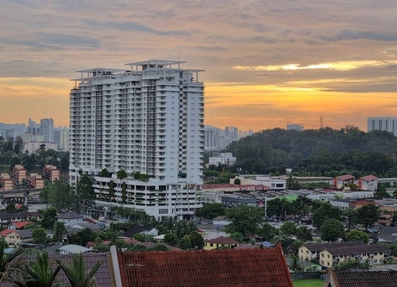 Well Kept Low Density Condo for Sale in Saville Melawati, Taman Melawati, KL