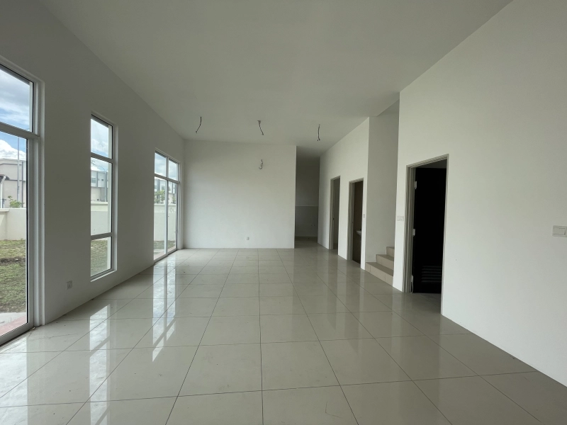 Double Semi detached walking distance to school and near to batu kawan