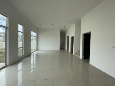 Double Semi detached walking distance to school and near to batu kawan