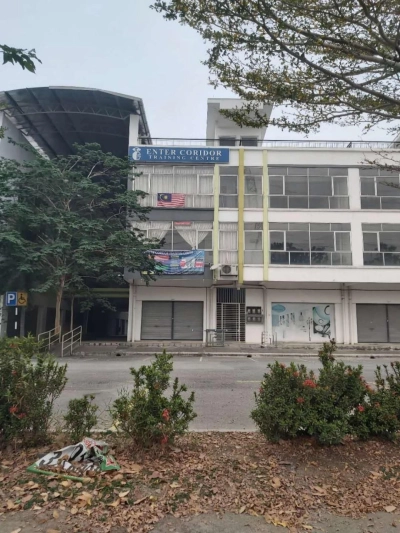 End lot 3 storey Shop @ Galleri Klang Sentral, Meru , Klang