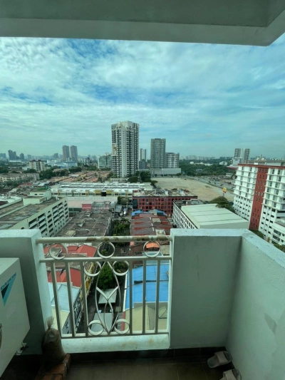 Freehold Corner Unit Apartment Kelana Central, SS6 Kelana Jaya