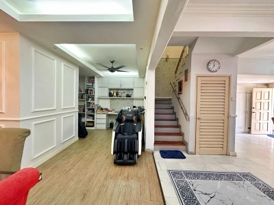 BANDAR SRI DAMANSARA SD8 TERRACE
