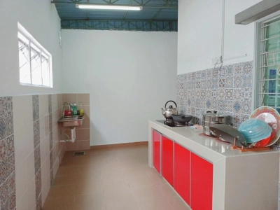 Fully Renovated & Extended 2 Storey Terrace Cherry Hillpark Puncak Alam