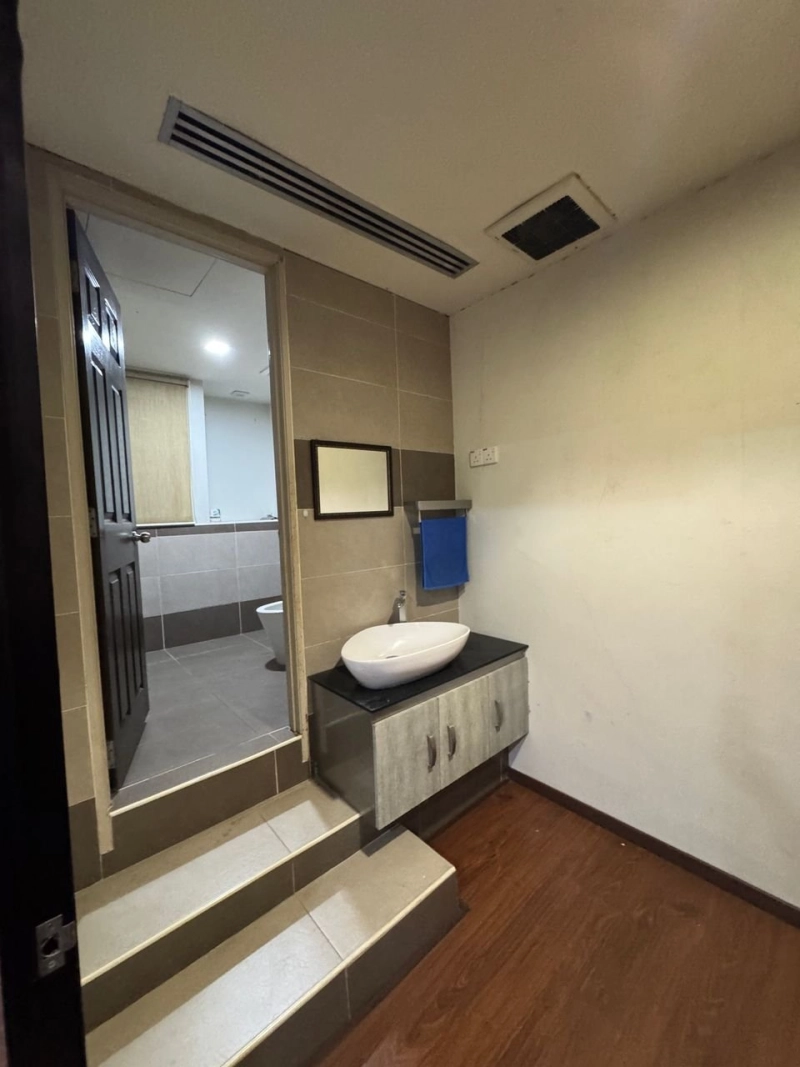 Menara Keck Seng @ Bukit Bintang, KL-Fully Fitted Office-Ready unit